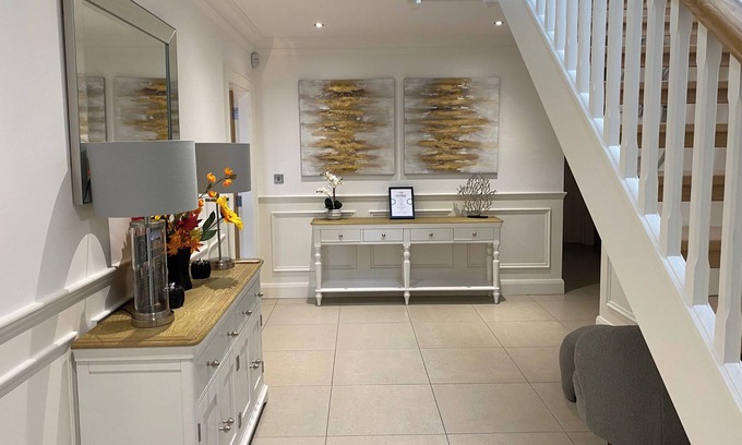 Newry House | Cloud Nine With Private Hottub - The Last Resort