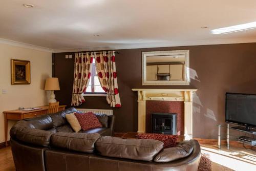 Storwood Villa | Clover 10 Lodge, Yellowtop Country Park