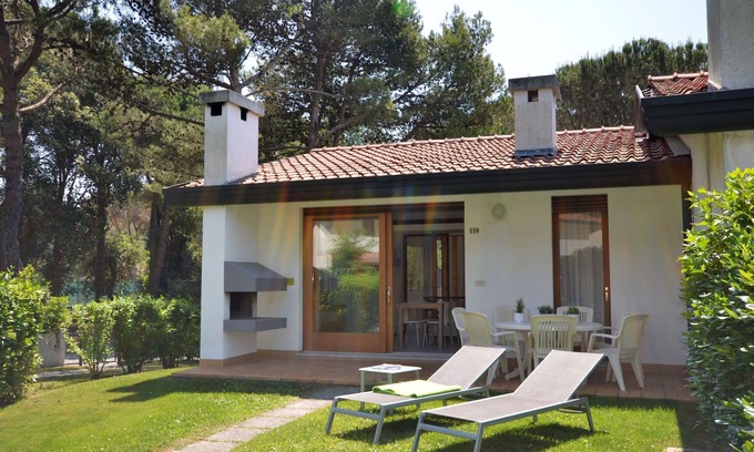 Bibione Lido dei Pini House | Club dei Pini by Interhome