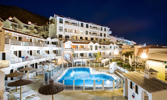 Los Cristianos Apartment | Club Tenerife