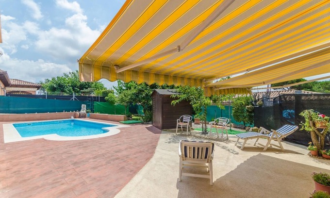 La Goba Villa | Club Villamar - Cozy villa with private swimming pool fenced pool situated in a quiet area