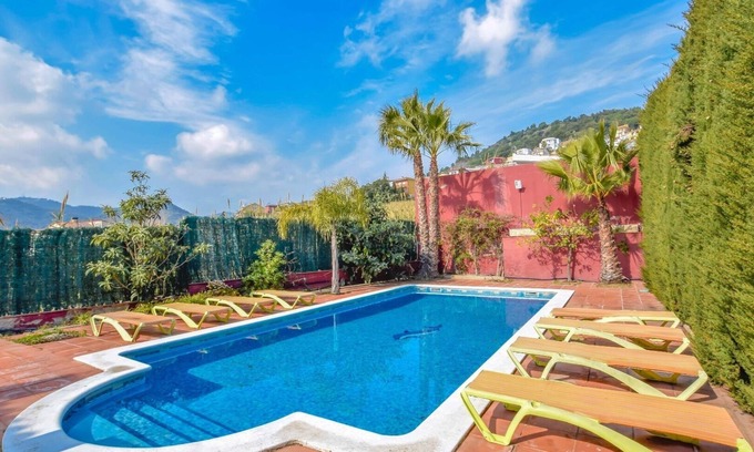Pineda de Mar Villa | Club Villamar - Nice and cozy villa with private pool located at few minutes walking from the bea.