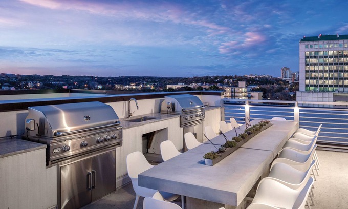 Civic District Hotel | Club Wyndham Austin