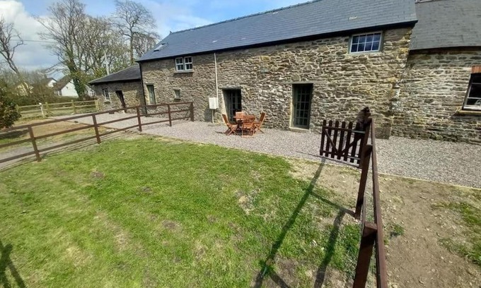 Llanddowror House | Coach House at Picton