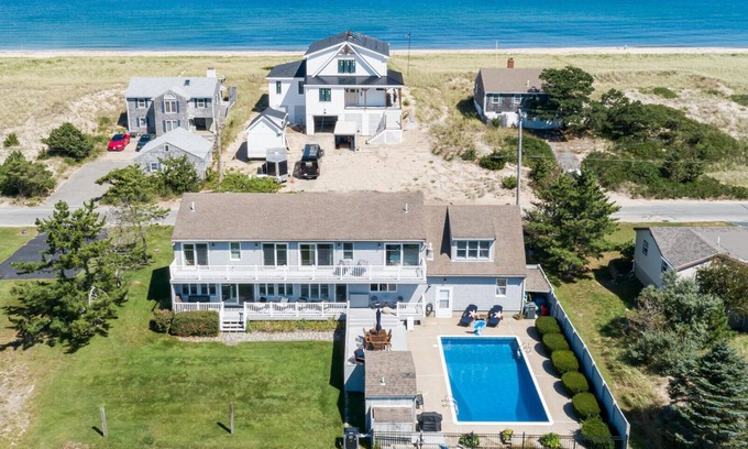 Sagamore Beach House | Coastal Chic: Sagamore Beach & Private Pool