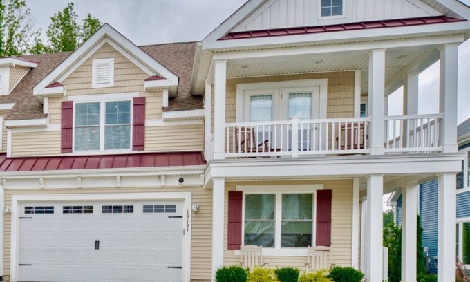 Lewes House | Coastal Club * 5BR Luxury Beach House * 3.5 Baths * Sleeps 12