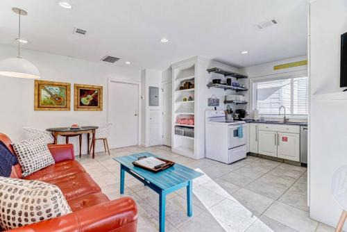 Ocean Cay House | Coastal Cottage 214 - Large Ocean View Deck - Gas Grill