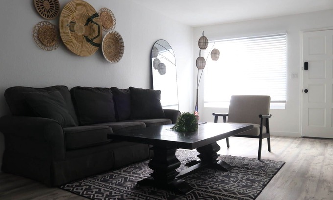 Huntington Beach Apartment | Coastal Enclave 2-bedroom apartment in Huntington Beach - Dog Beach