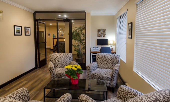 Dieppe Hotel | Coastal Inn Moncton Dieppe