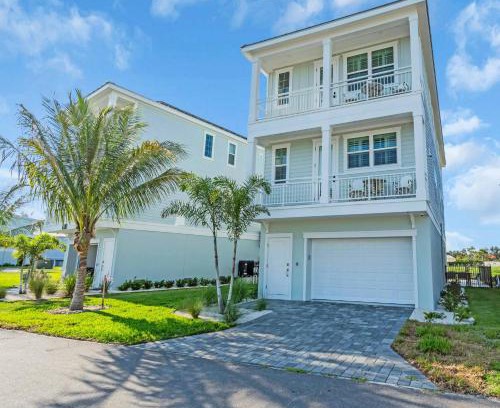 Cortez Villa | Coastal Luxe Villa