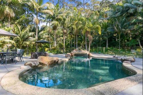 Thirroul Apartment | Coastal Rainforest Retreat