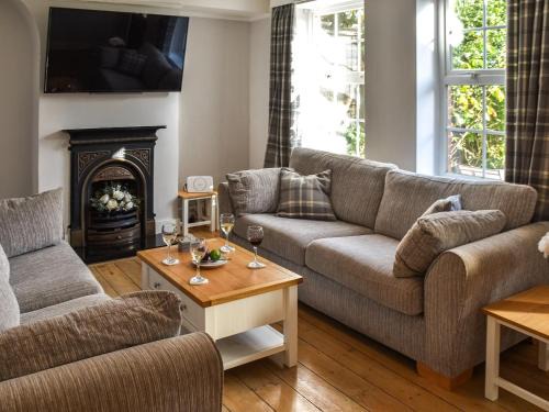 Caister-on-Sea House | Coastguard Cottages