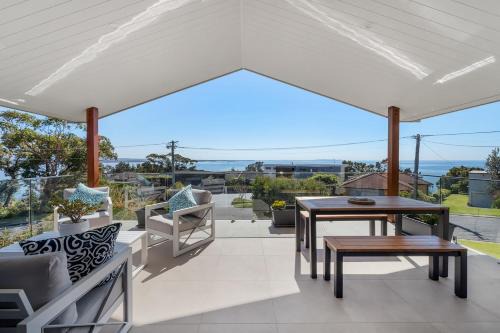 Mollymook Beach House | Coastwatch on Bannister Headland