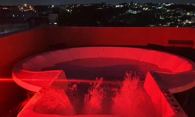 Centro Apartment | Cobertura Duplex com Hidromassagem ao Ar Livre Para 8 Pessoas