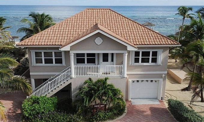 North Side House | Coco Kai Beach Front Villa with Heated Pool and Private Dock