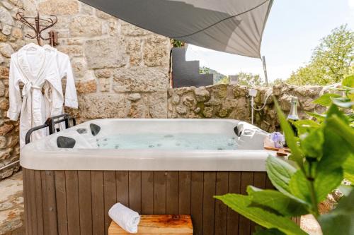 Labastide-sur-Besorgues House | Cocon avec jacuzzi