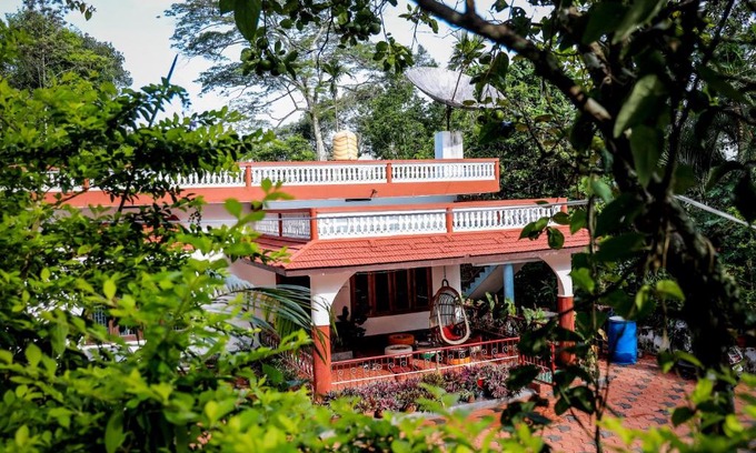 Virarajendrapet House | Coffee porch