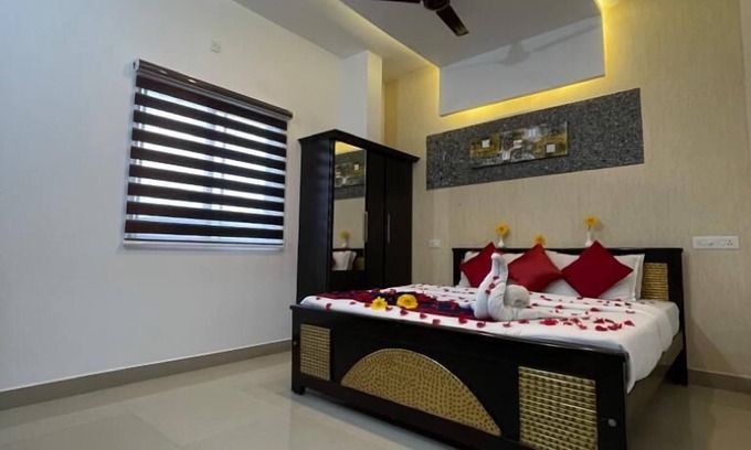 Siddapura Hotel | Cofiya Hotel and Restaurant
