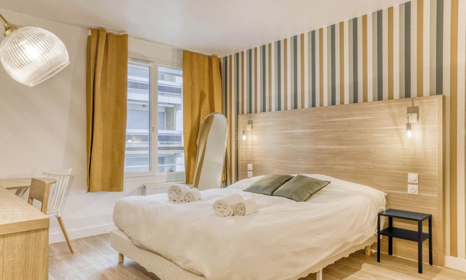 Annemasse Apartment | Colivi Studio Ferret Cosy Gare Annemasse