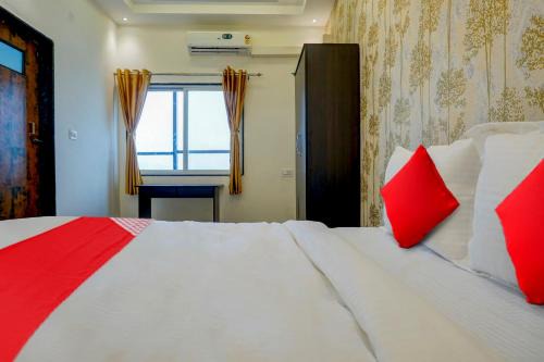 Paud Hotel | Collection O Golden Leaf