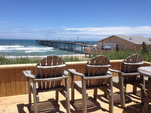 Nags Head Hotel | Colonial Inn