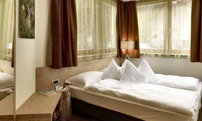 Predazzo House | Color Home Suite Apartments