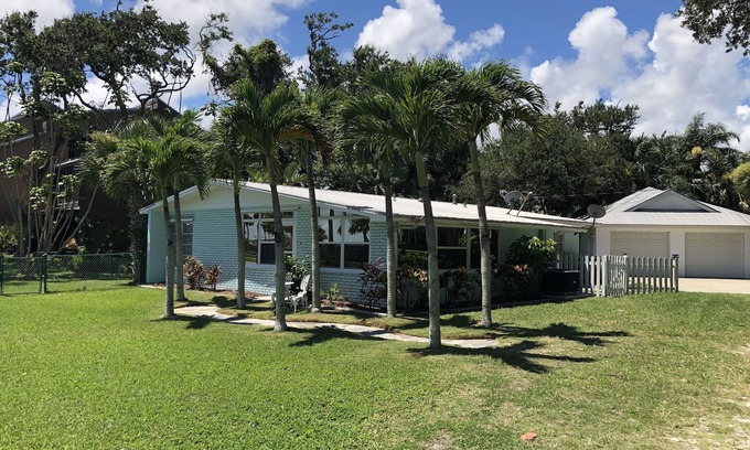 Sebastian House | Come and Stay On the Indian River and Watch the Dolphins from the Front Door!