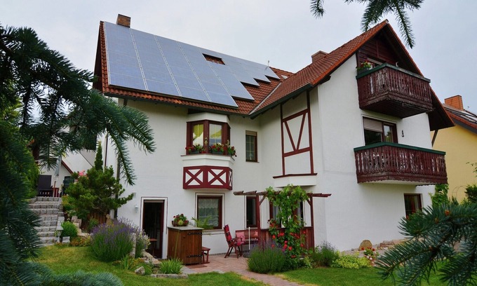 Zeil Villa | Comfort in Franconian Hills