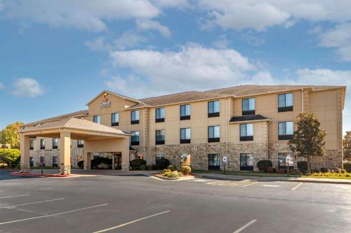 Russellville Hotel | Comfort Inn & Suites Russellville I-40