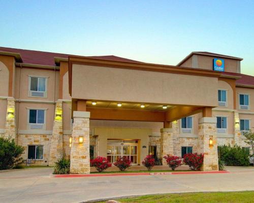 Alvarado Hotel | Comfort Inn & Suites