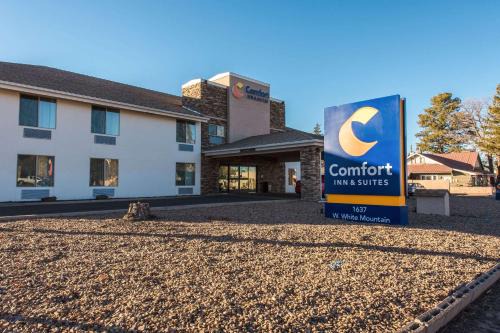 Pinetop-Lakeside Hotel | Comfort Inn & Suites Pinetop Show Low