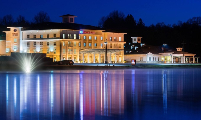 DuBois Hotel | Comfort Suites DuBois Country Club