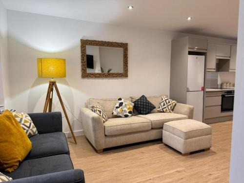 Acresford Apartment | Comfortable 2 Bed Apartment