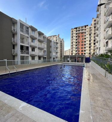 Miramar Apartment | Comfortable 2 bedroom apartment with pool in Miramar