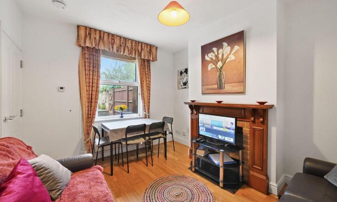 Maidstone Apartment | Comfortable 2 bedroom property, Maidstone