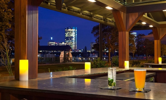 East Cambridge House | Comfortable Cambridge Room w/River Views & Indoor Pool - MIT Nearby