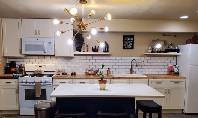 Tooele House | Comfortable, clean basement apartment
