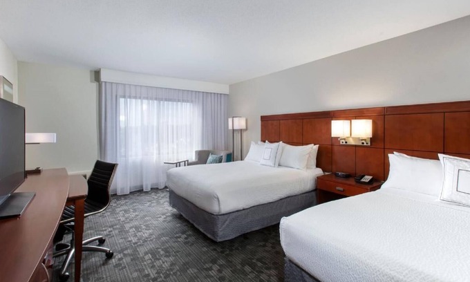 North Myrtle Beach Hotel | Comfortable Coastal Stay Near Barefoot Landing | 3 Rooms with Indoor Pool