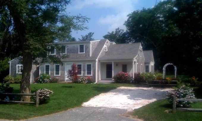 East Orleans House | Comfortable, Cozy & Spacious Orleans Cottage on Quiet Road & Close to Everything