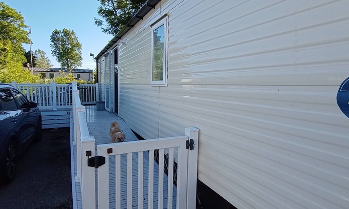 Weymouth Cabin | Comfortable family caravan in Weymouth