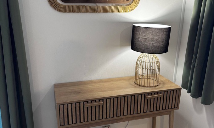 Circuit 1C1 House | Comfortable family home between waterfalls and heavenly beaches