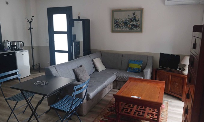 La Lironde House | Comfortable house, near downtown