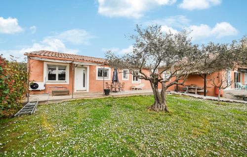 Combas House | Comfortable, Pittoresques