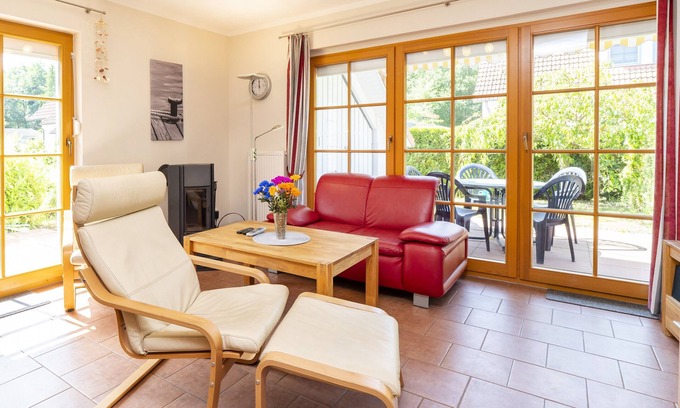 Zingst House | Comfortable terraced house with terrace, garden and pool in the Freesenbruch vacation park