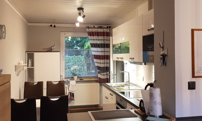 Bad Zwischenahn House | Comfortable vacation home in a central location in Bad Zwischenahn with garden