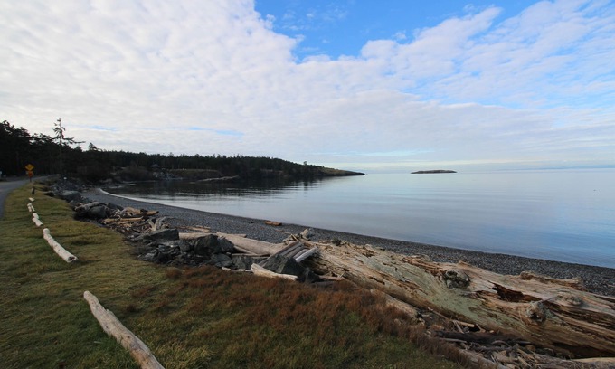 Lopez Island House | Comfortable waterfront home with stunning views
