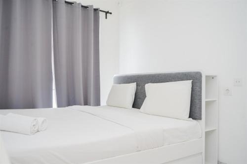 Bumi Serpong Damai Apartment | Comfy and Cozy Stay Studio Room at Sky House BSD Apartment By Travelio