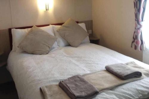 Jedburgh House | Comfy golf course view at Lilliardsedge
