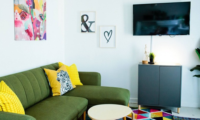 East Hill Apartment | Comfy Home Base Central Pensacola Stay