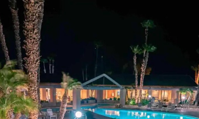 Desert Hot Springs House | Comfy Home, Mineral Pools, Pickle Ball, Great A/C!